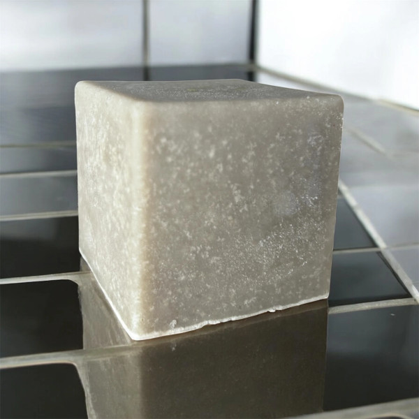 Savon artisanal Chinon hommage au terroir - La Savonnerie Chinonaise